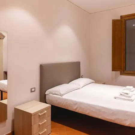 Cozy And Charmin 3br Steps By Duomo Φλωρεντία