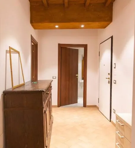 Cozy And Charmin 3br Steps By Duomo Apartment *