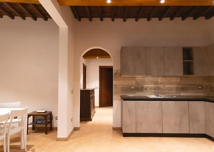 Cozy And Charmin 3br Steps By Duomo * Florenz
