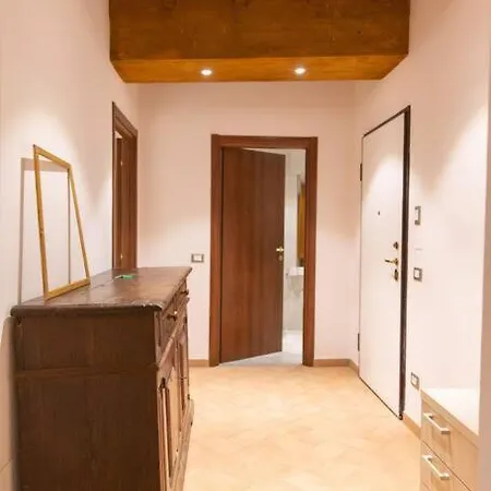 Cozy And Charmin 3br Steps By Duomo Appartement *