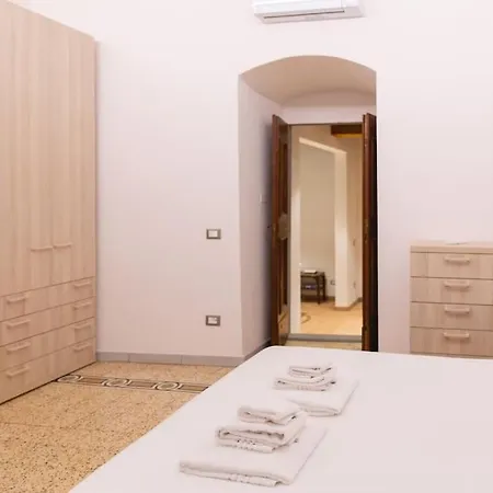 Cozy And Charmin 3br Steps By Duomo Appartement Florence