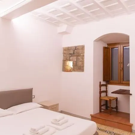 Cozy And Charmin 3br Steps By Duomo Appartement